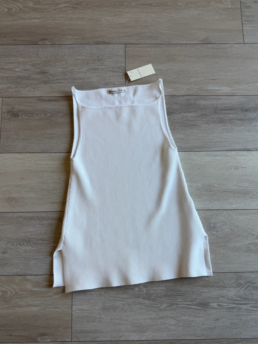 Abercrombie & Fitch sweater style ribbed tank top women’s size medium